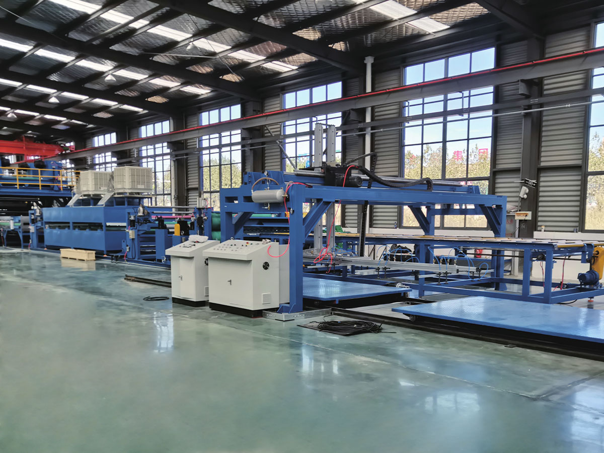 Linea di produzione di pannelli compositi in metallo A2