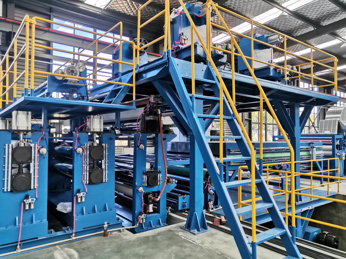 Linea di produzione di pannelli isolanti e decorativi